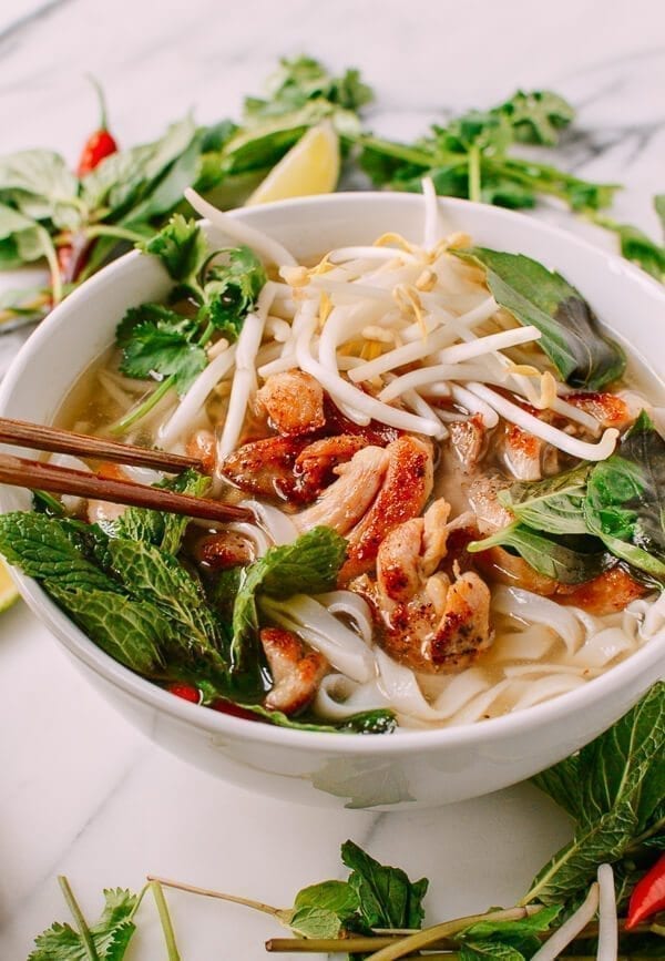 Chicken Phở Broth